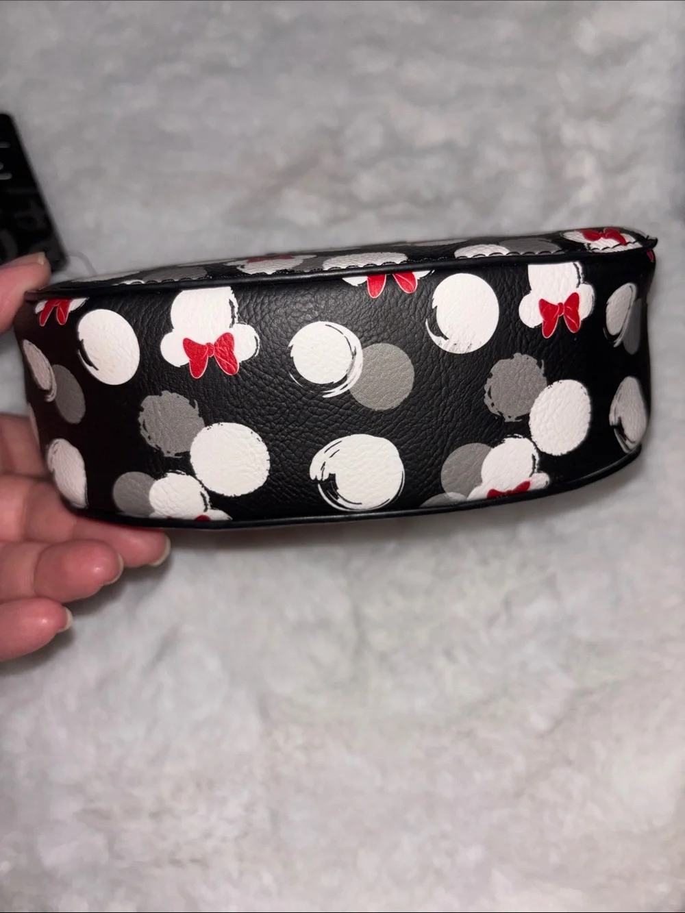 NWT Loungefly Kids Minnie Mouse-Inspired Crossbody Bag with Red Bow